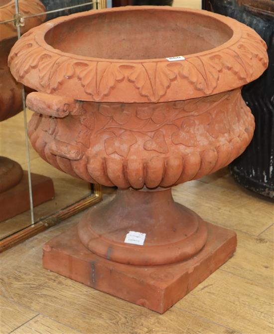 A J & A earthenware garden planter Diameter 59cm